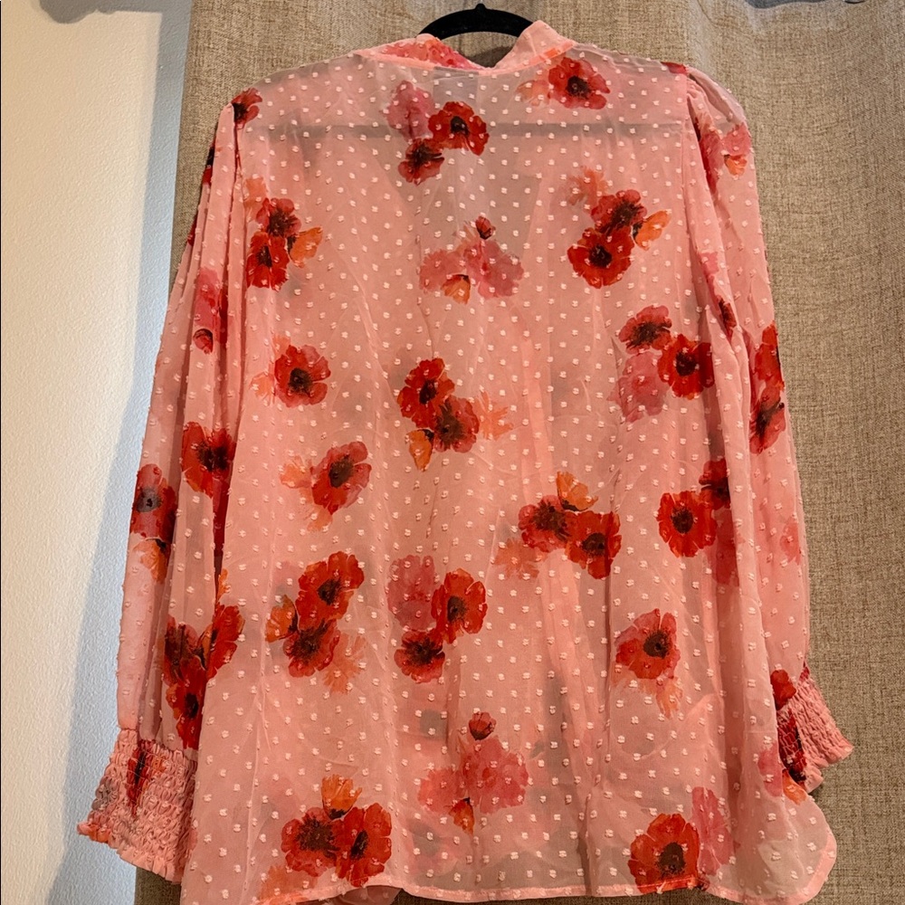 NWT Bobeau Surplice Swiss Dot Blouse in pink - 1X - Picture 5 of 5